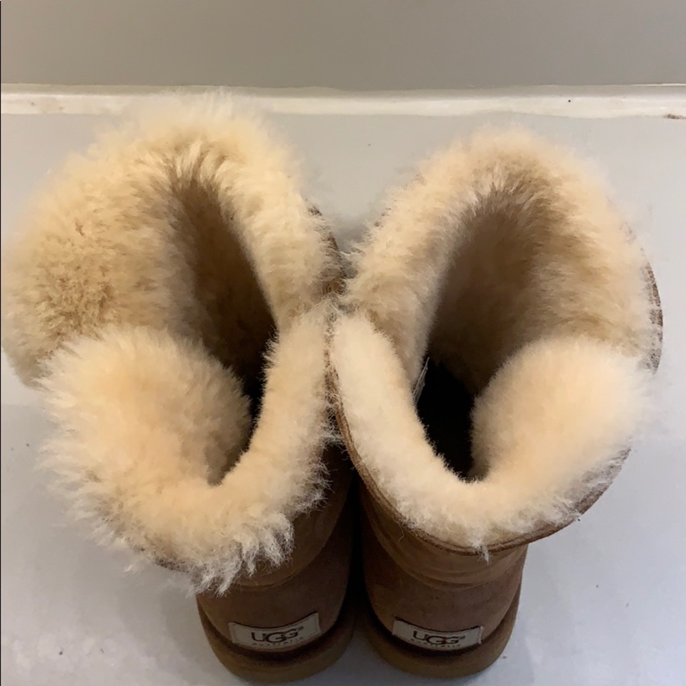 UGG Brown Winter Boots with Cream Fur - Picture 7 of 7